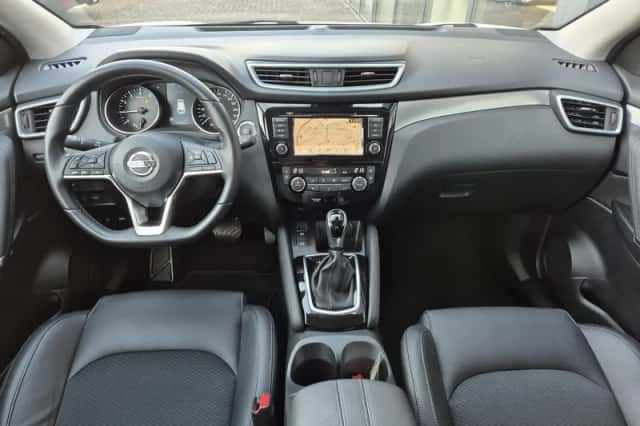 Nissan Qashqai (2020) thumbnail 3