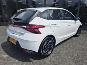 Hyundai i20 (2023) thumbnail 2