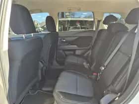 Mitsubishi Outlander (2020) thumbnail 8