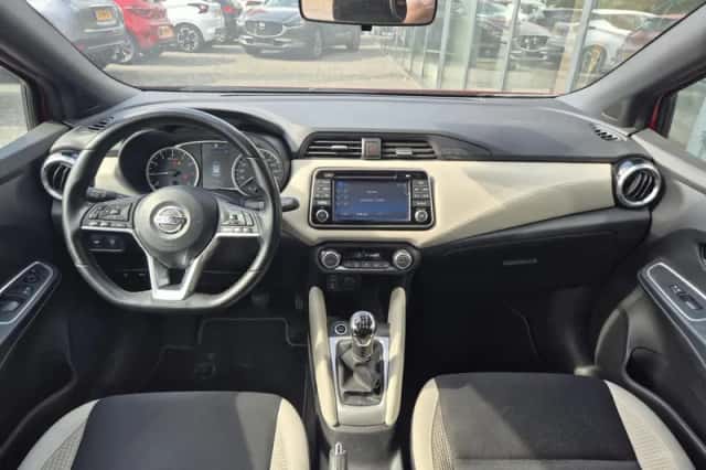 Nissan Micra (2018) thumbnail 3