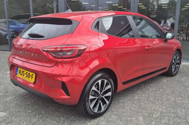 Mitsubishi Colt (2025) thumbnail 2