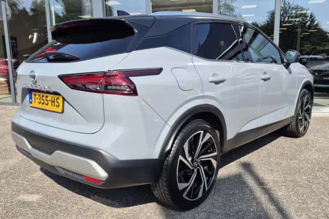 Nissan Qashqai (2022) thumbnail 2