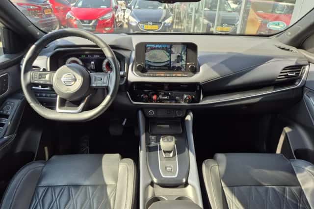 Nissan Qashqai (2022) thumbnail 3