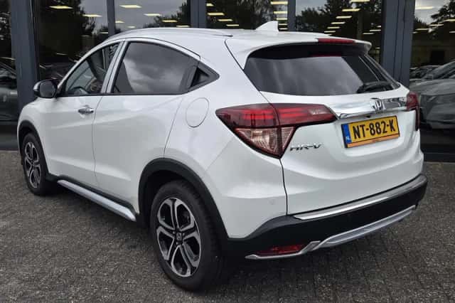 Honda HR-V (2016) thumbnail 6