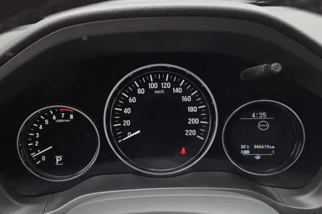 Honda HR-V (2016) thumbnail 4