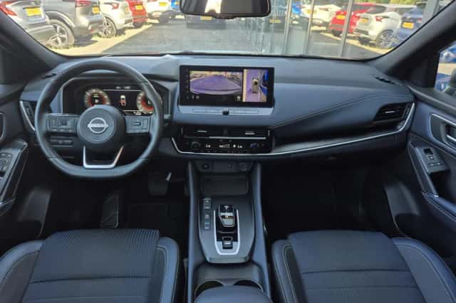 Nissan Qashqai (2023) thumbnail 3