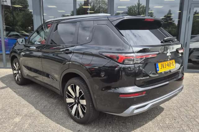 Mitsubishi Outlander (2026) thumbnail 6