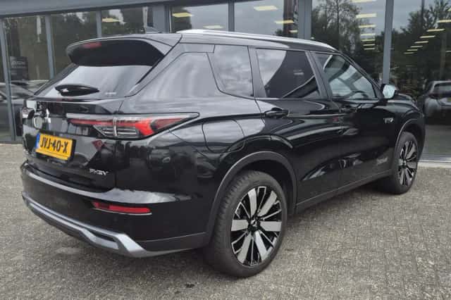 Mitsubishi Outlander (2026) thumbnail 2
