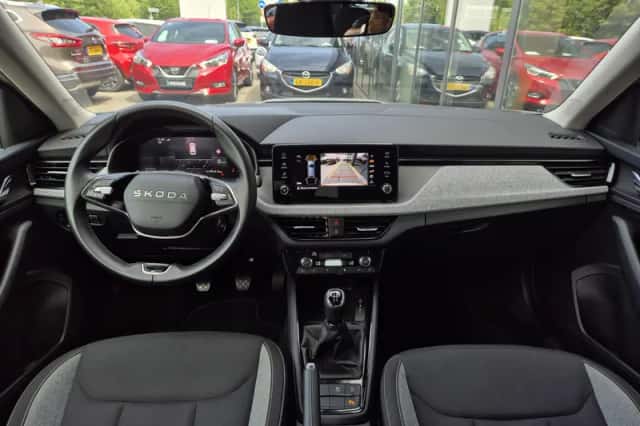 Škoda Kamiq (2025) thumbnail 3