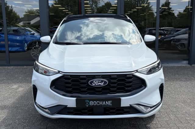 Ford Kuga (2025) thumbnail 3