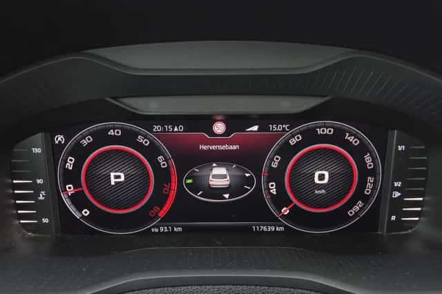 Škoda Karoq (2021) thumbnail 4