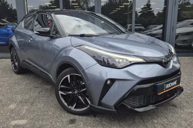 Toyota C-HR (2022) thumbnail 5