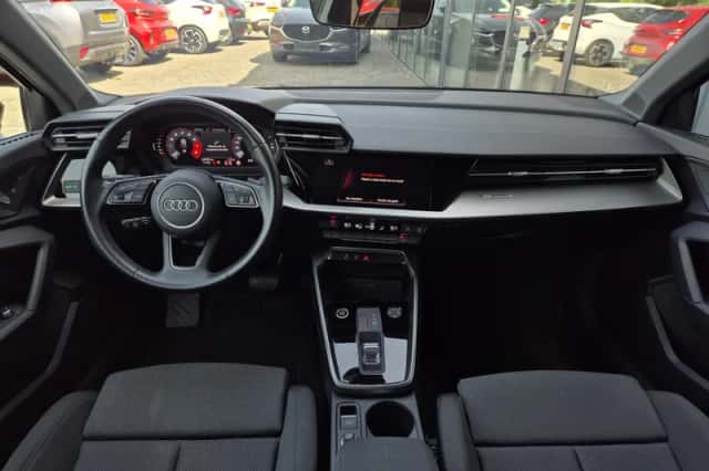 Audi A3 (2023) thumbnail 3