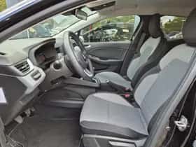 Mitsubishi Colt (2024) thumbnail 7