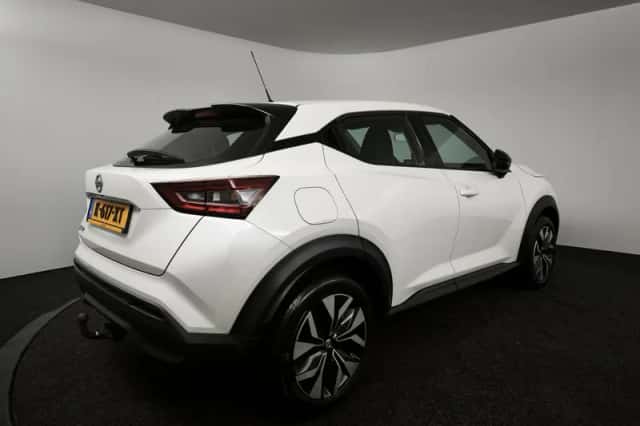 Nissan Juke (2021) thumbnail 2