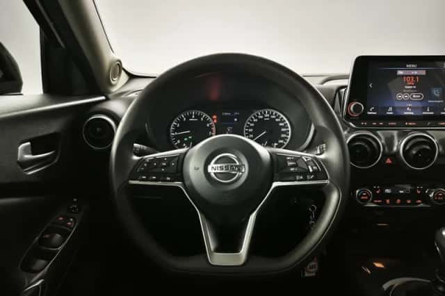 Nissan Juke (2021) thumbnail 3