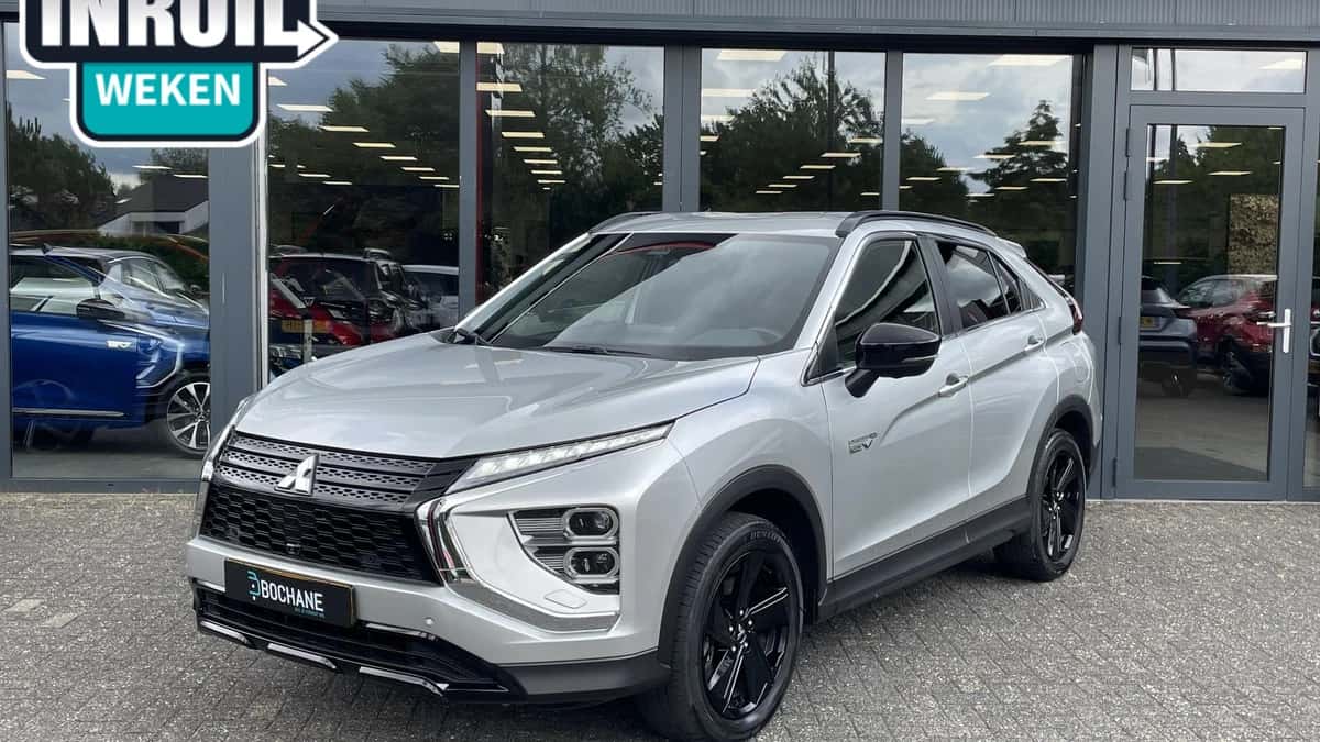 Mitsubishi Eclipse Cross (2024) — foto 1