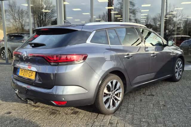 Renault Mégane (2023) thumbnail 2