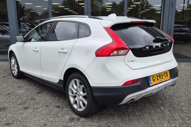 Volvo V40 (2019) thumbnail 5
