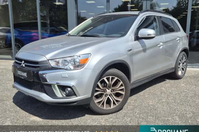 Mitsubishi ASX (2017) thumbnail 1