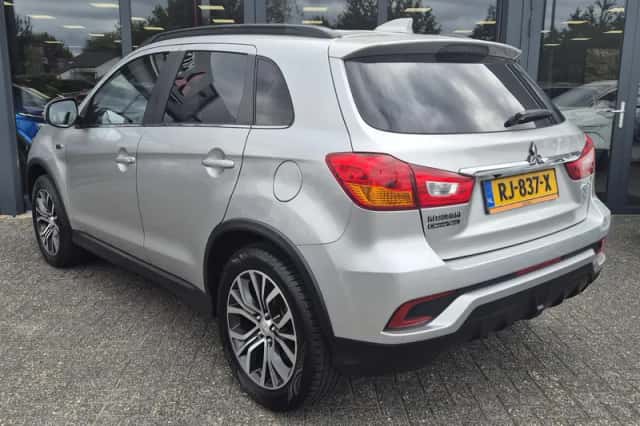 Mitsubishi ASX (2017) thumbnail 6