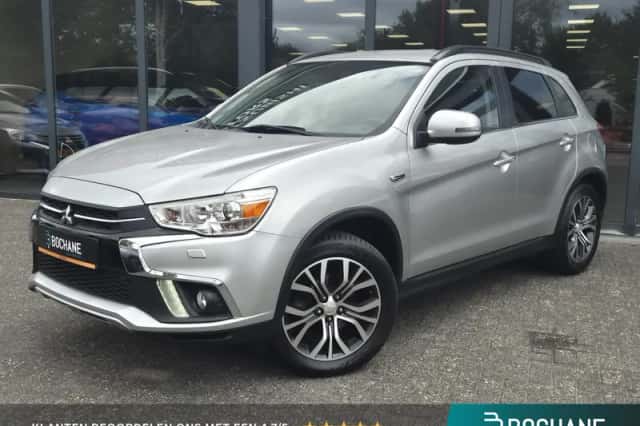 Mitsubishi ASX (2017) thumbnail 1