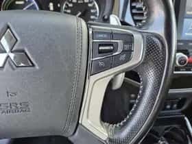 Mitsubishi Outlander (2020) thumbnail 23