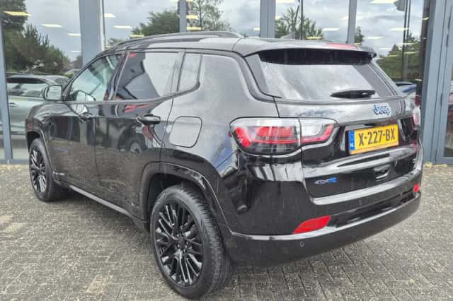 Jeep Compass (2022) thumbnail 6