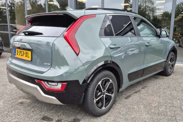 Kia Niro (2022) thumbnail 2