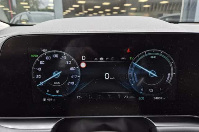Kia Niro (2022) thumbnail 4
