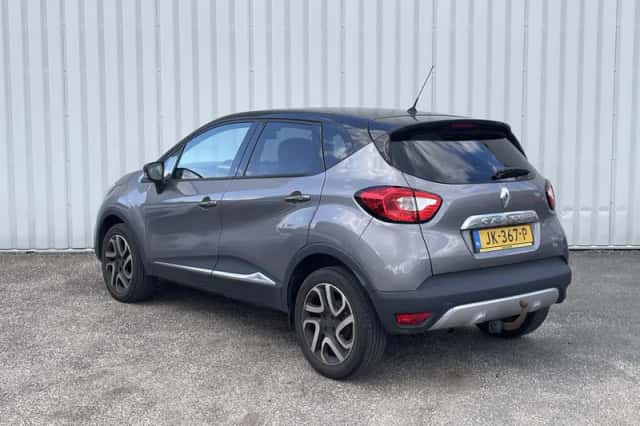 Renault Captur (2016) thumbnail 6