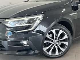 Renault Mégane (2021) thumbnail 16