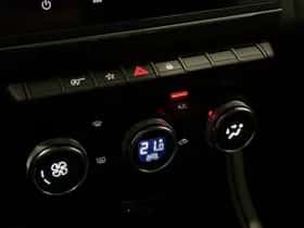 Renault Captur (2022) thumbnail 13
