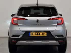 Renault Captur (2022) thumbnail 17