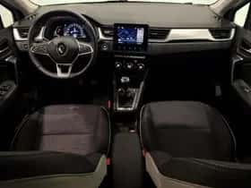 Renault Captur (2022) thumbnail 3