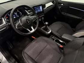 Renault Captur (2022) thumbnail 21