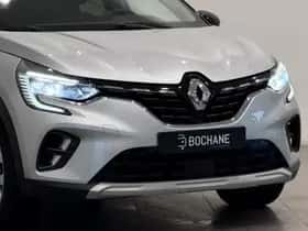 Renault Captur (2022) thumbnail 25