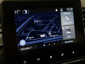 Renault Captur (2022) thumbnail 33