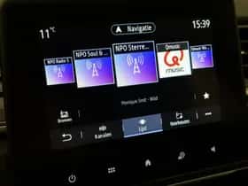 Renault Captur (2022) thumbnail 34