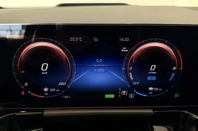 Mercedes-Benz GLA (2023) thumbnail 5