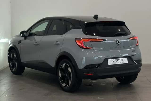Renault Captur (2026) thumbnail 5