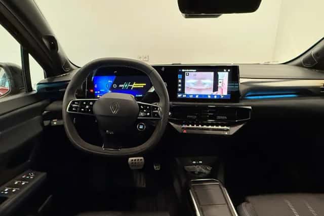 Renault Clio (2026) thumbnail 3
