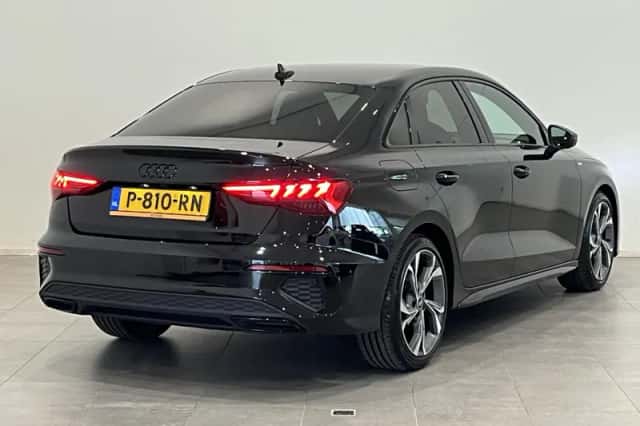 Audi A3 (2022) thumbnail 2
