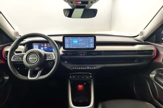 Jeep Avenger (2025) thumbnail 3