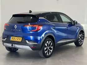 Renault Captur (2024) thumbnail 2