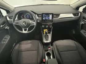 Renault Captur (2024) thumbnail 3