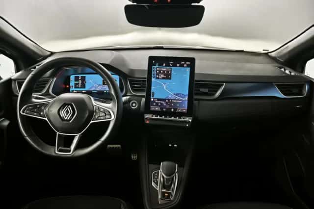 Renault Captur (2025) thumbnail 3
