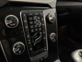 Volvo V40 (2017) thumbnail 12
