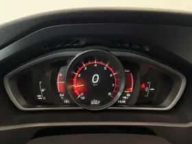 Volvo V40 (2017) thumbnail 4