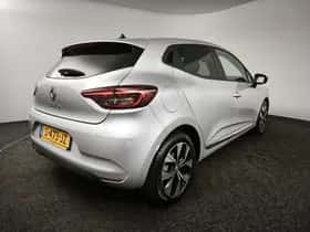 Renault Clio (2023) thumbnail 2